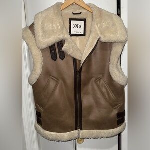 Zara| Fur Vest| Sz Medium